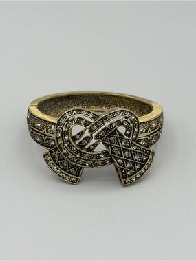 Heidi Daus Bow Ribbon Crystal Clamper Bracelet Gold-tone Filigree